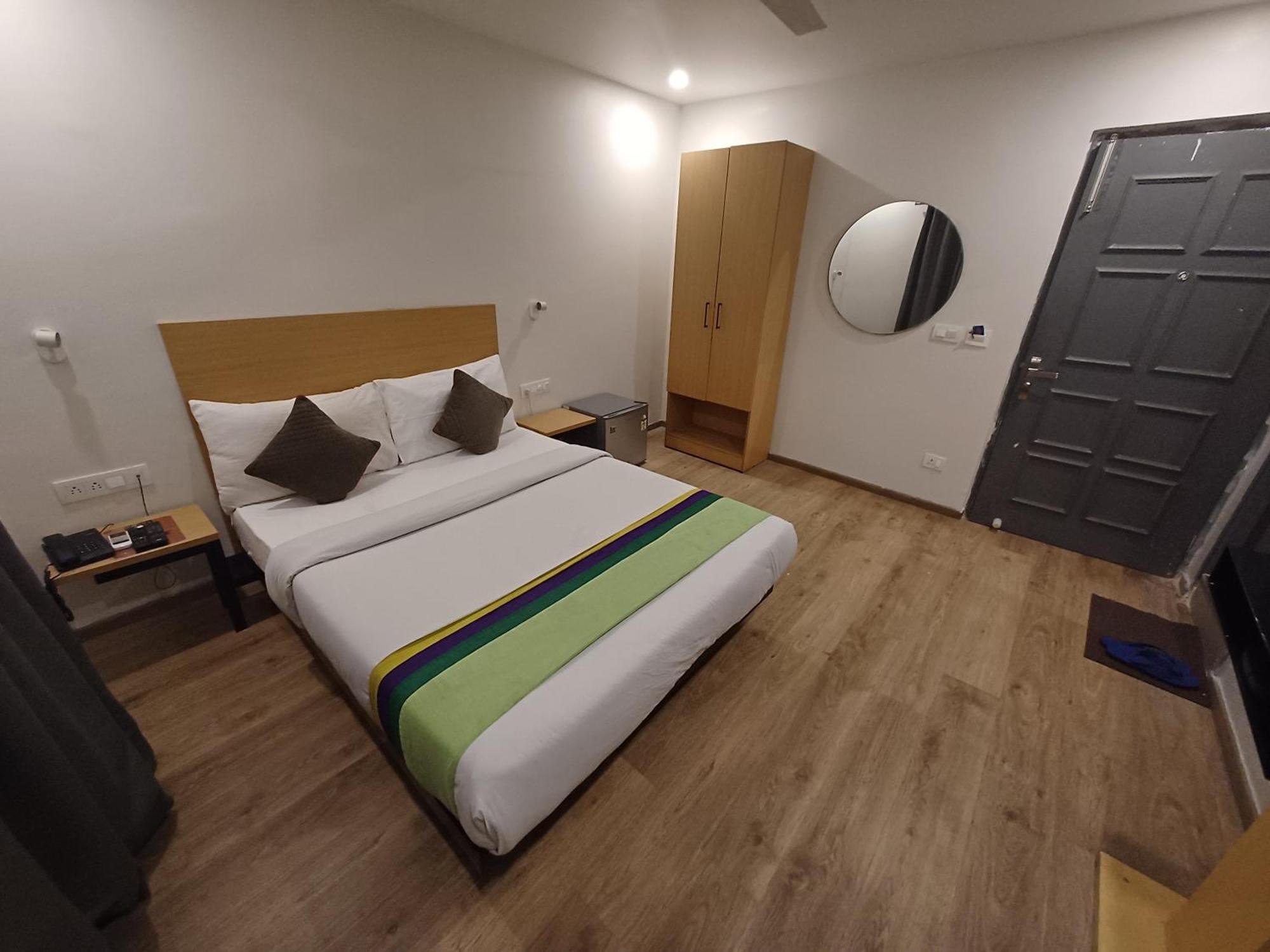 Hotel Chetram Elite Near Railway Station جايبور المظهر الخارجي الصورة