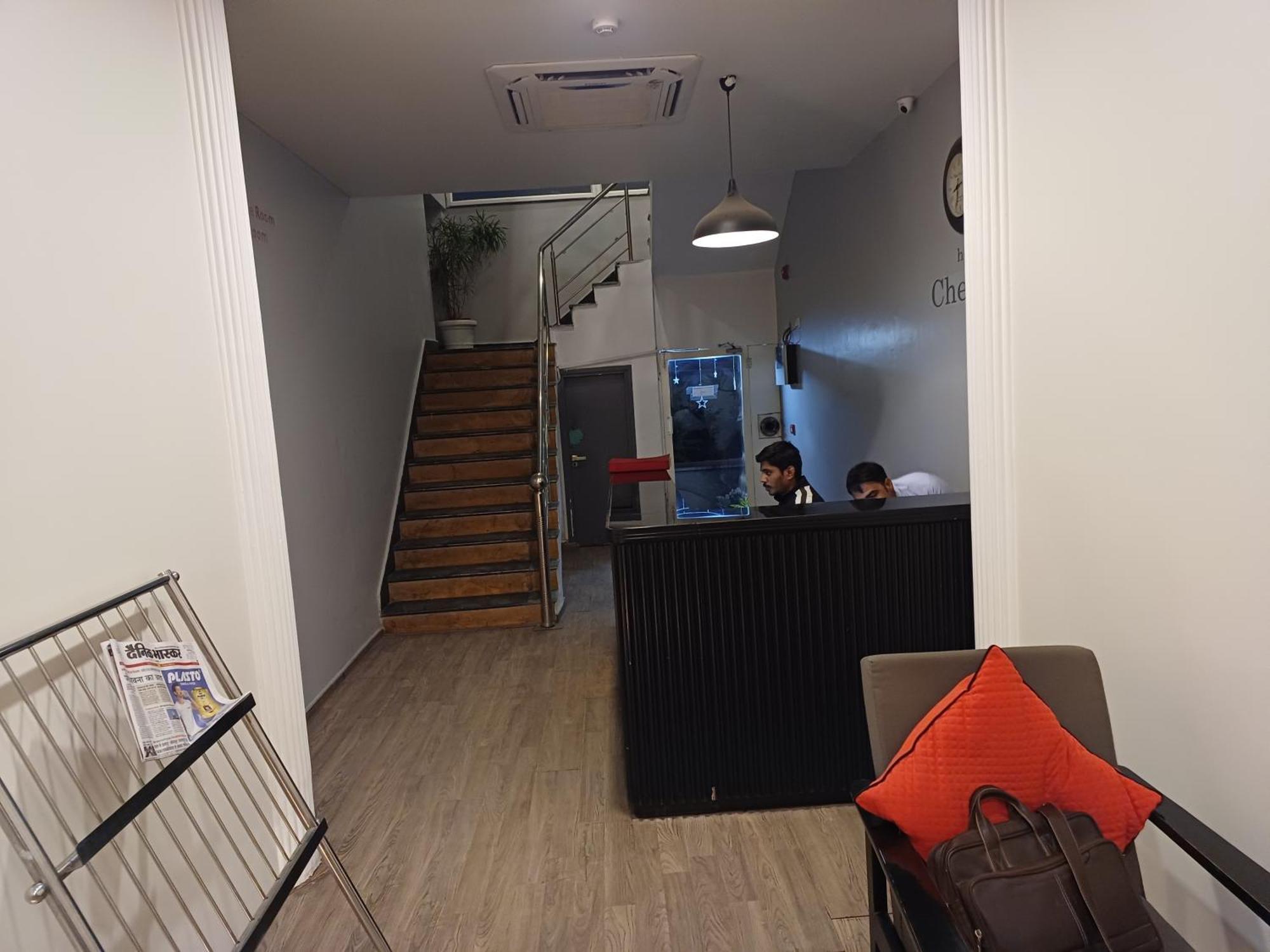Hotel Chetram Elite Near Railway Station جايبور المظهر الخارجي الصورة
