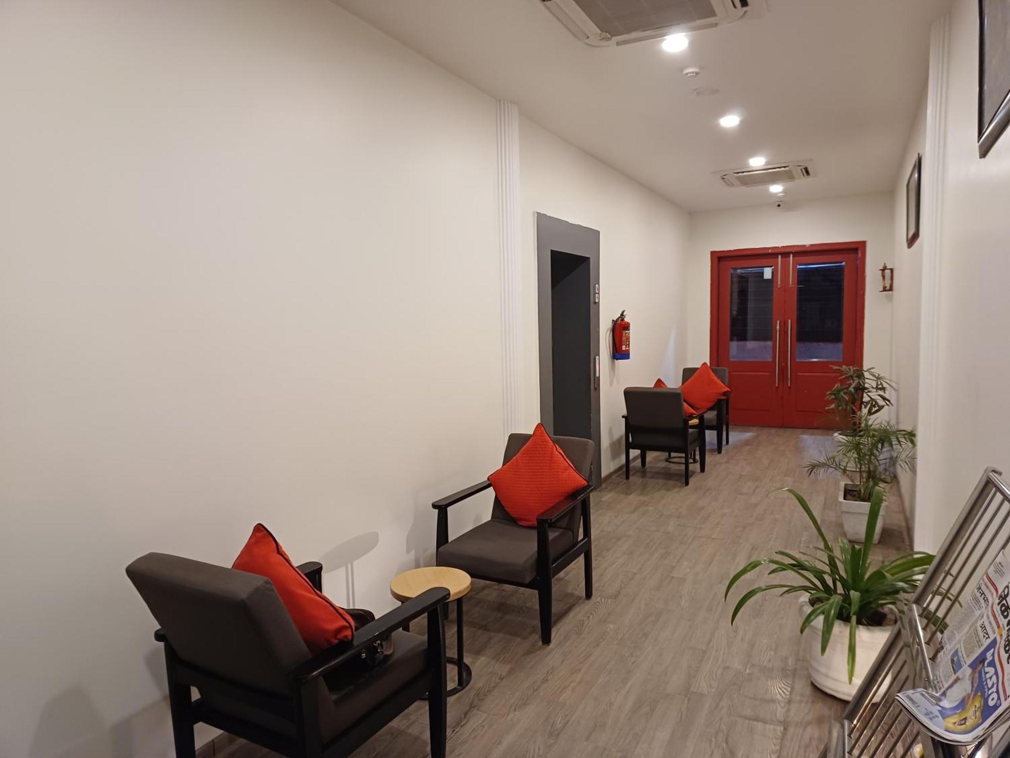 Hotel Chetram Elite Near Railway Station جايبور المظهر الخارجي الصورة