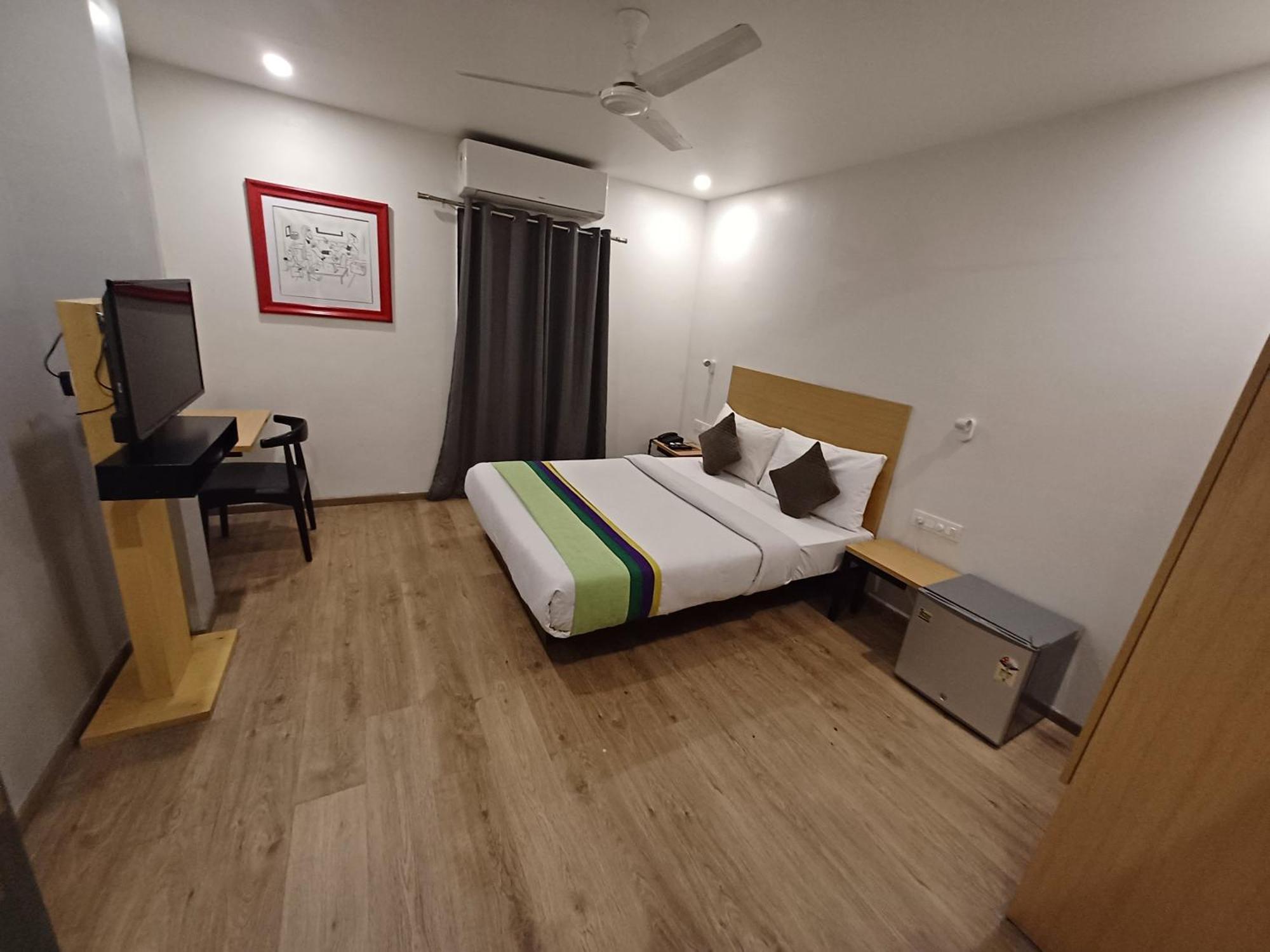 Hotel Chetram Elite Near Railway Station جايبور المظهر الخارجي الصورة