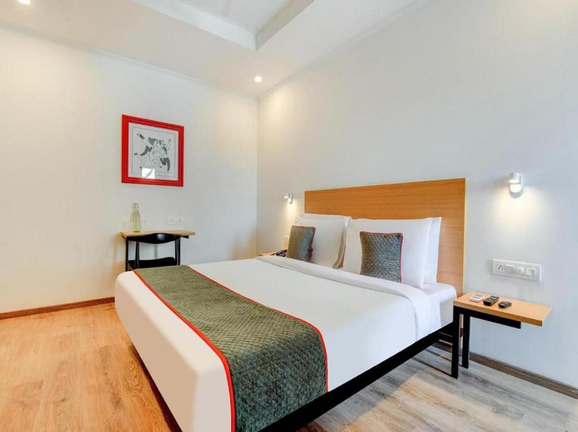 Hotel Chetram Elite Near Railway Station جايبور المظهر الخارجي الصورة