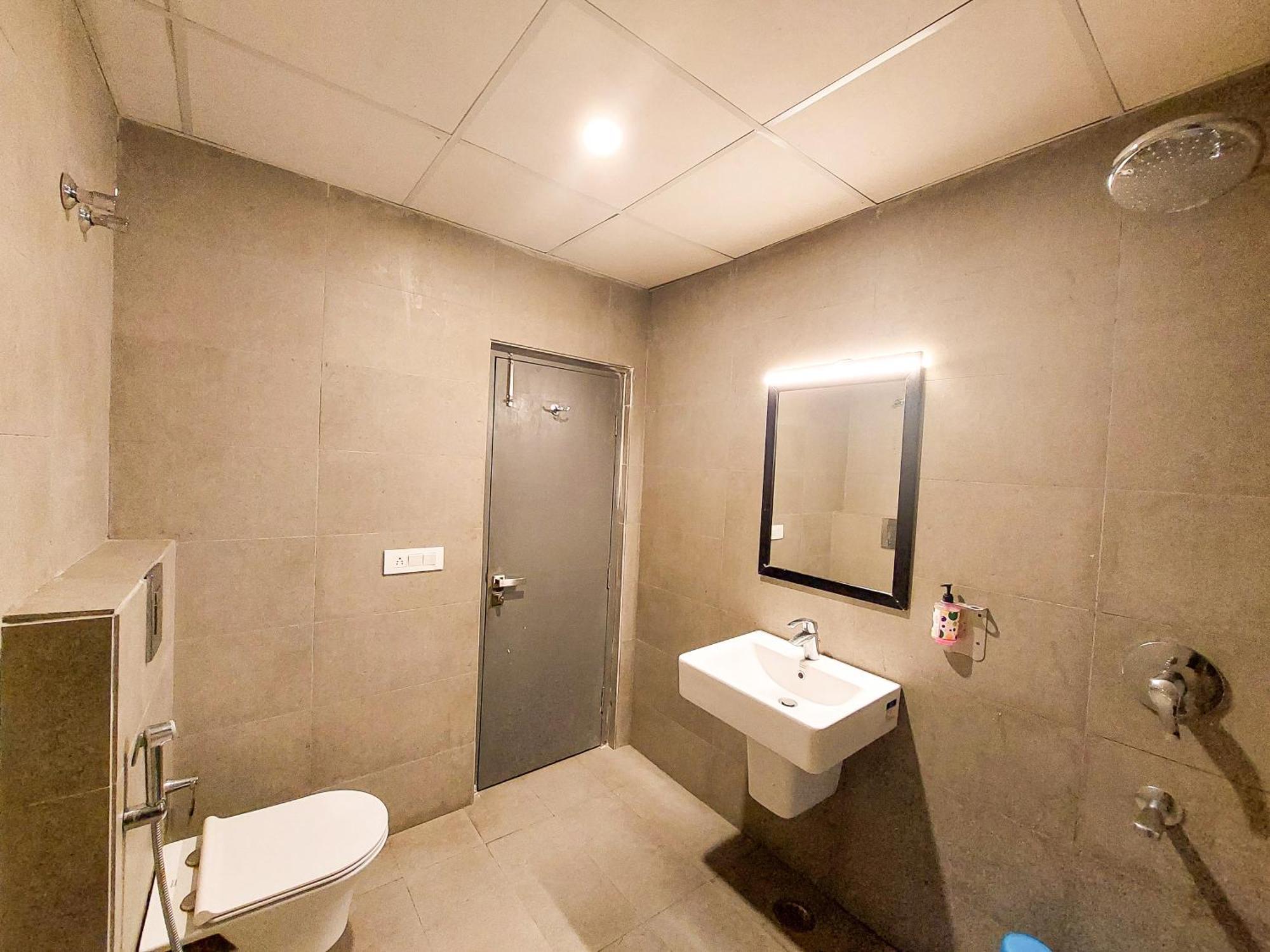 Hotel Chetram Elite Near Railway Station جايبور المظهر الخارجي الصورة